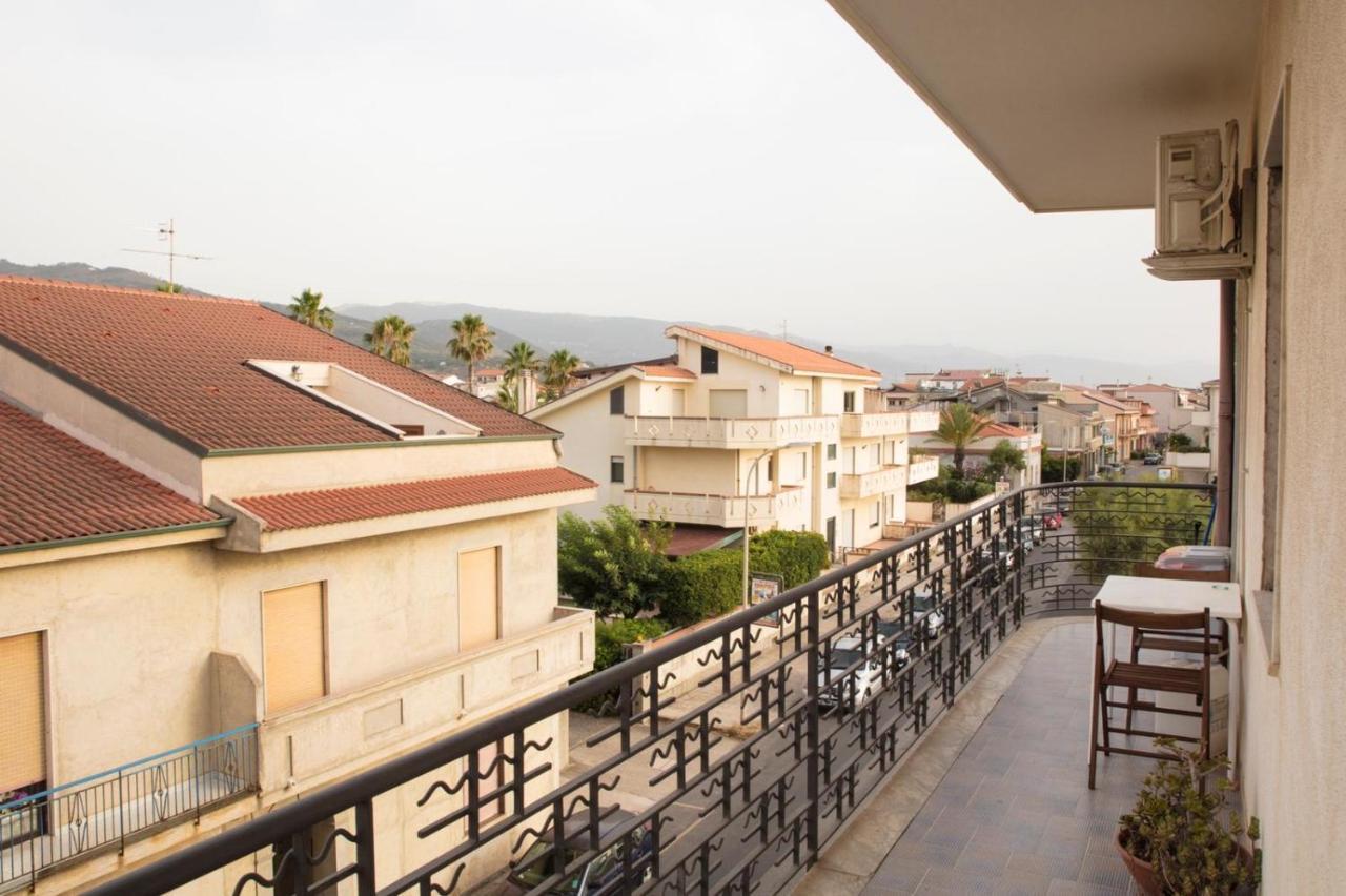 Glbapartments Capo d'Orlando Bagian luar foto